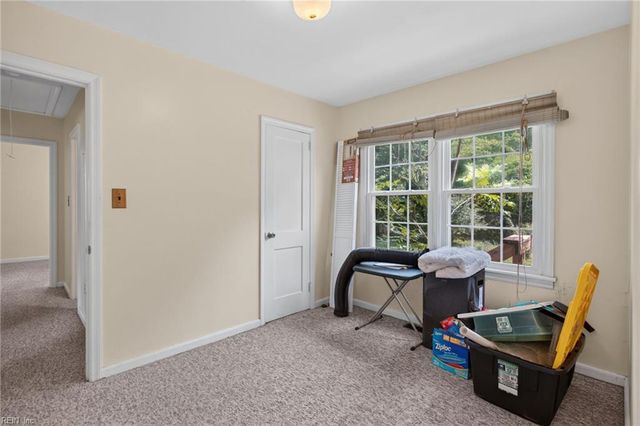 18 Bethel RD, Newport News, VA 23608