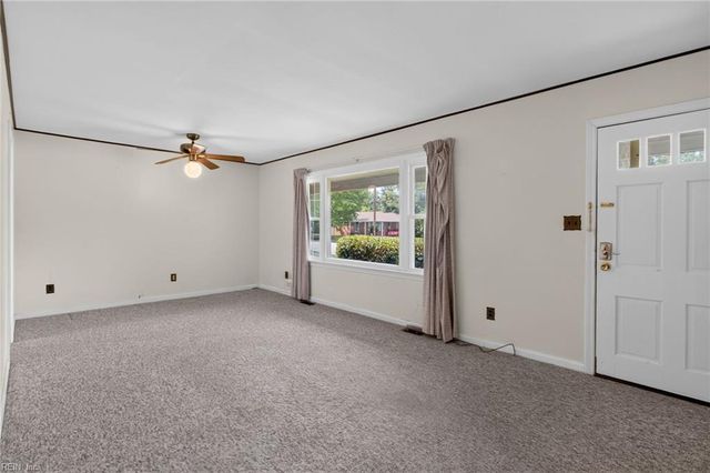 18 Bethel RD, Newport News, VA 23608