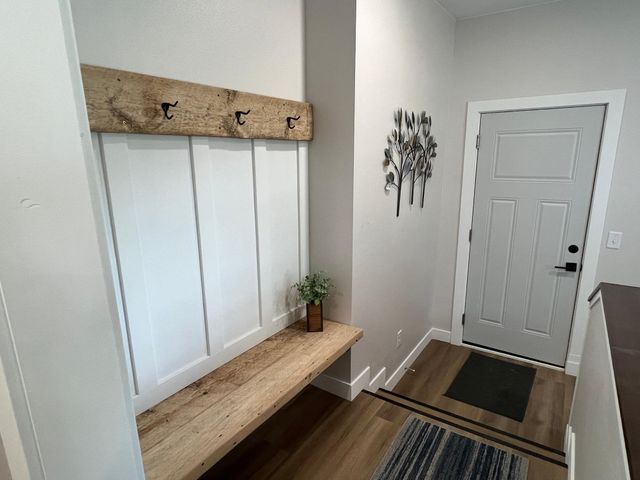 309 Central Avenue S, Geneva, MN 56035