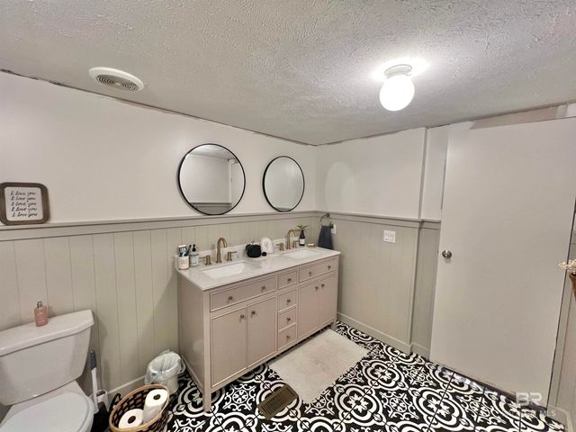 750 South Road, Atmore, AL 36502