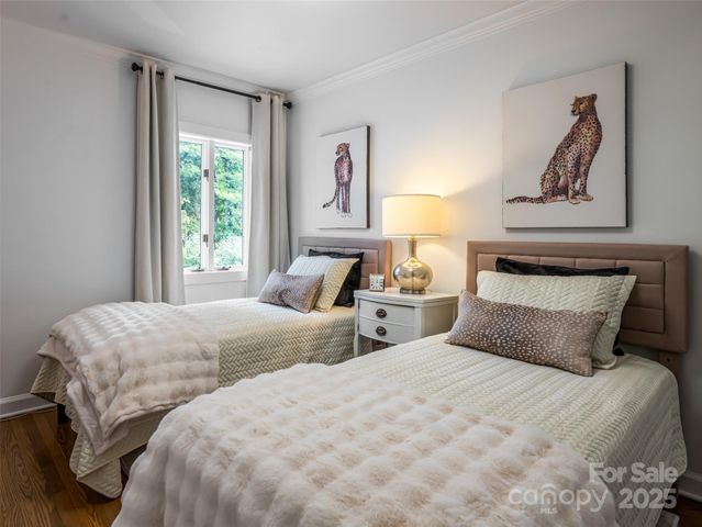 5 Busbee Road, Asheville, NC 28803