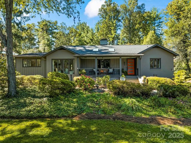 5 Busbee Road, Asheville, NC 28803