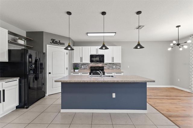 519 OAKHURST WAY, Lake Alfred, FL 33850