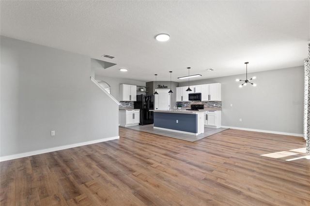 519 OAKHURST WAY, Lake Alfred, FL 33850