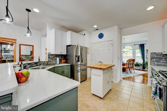 24 MONTE CARLO DR, Hamilton, NJ 08691
