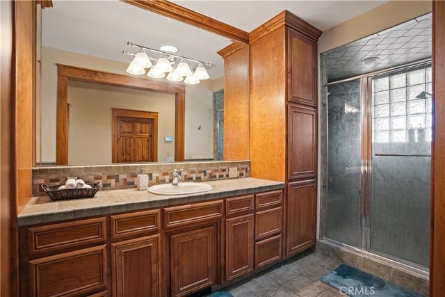 1789 E North Bear Creek, Merced, CA 95340