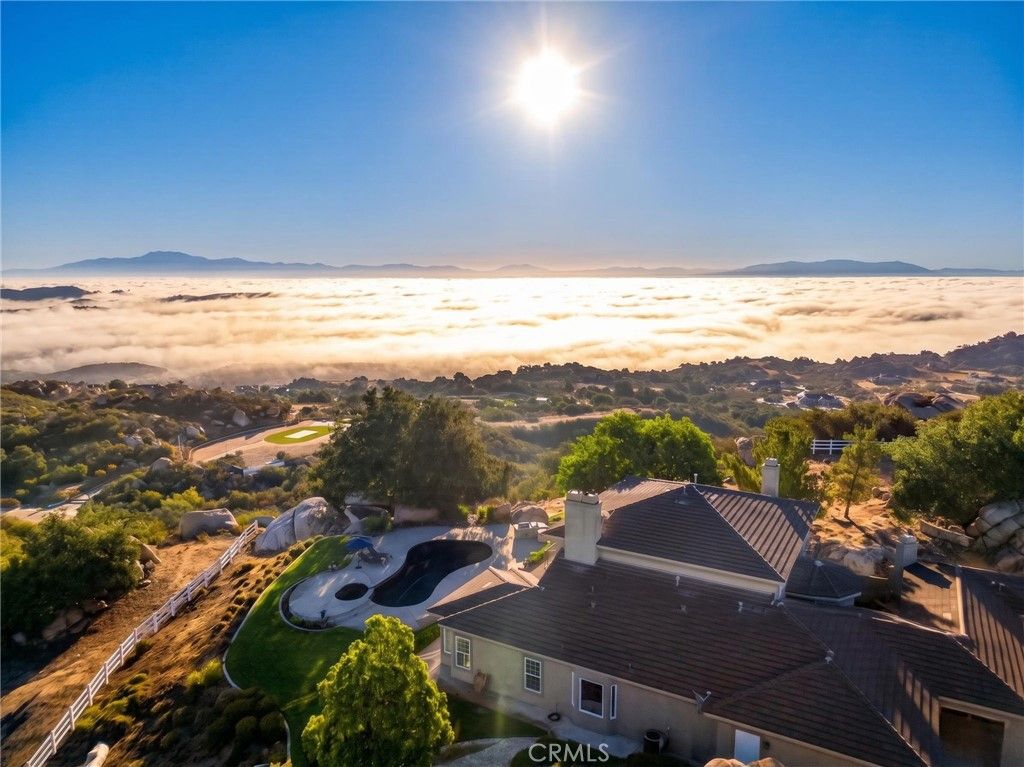 17650 Calle Pescar, Murrieta, CA 92562 — exterior