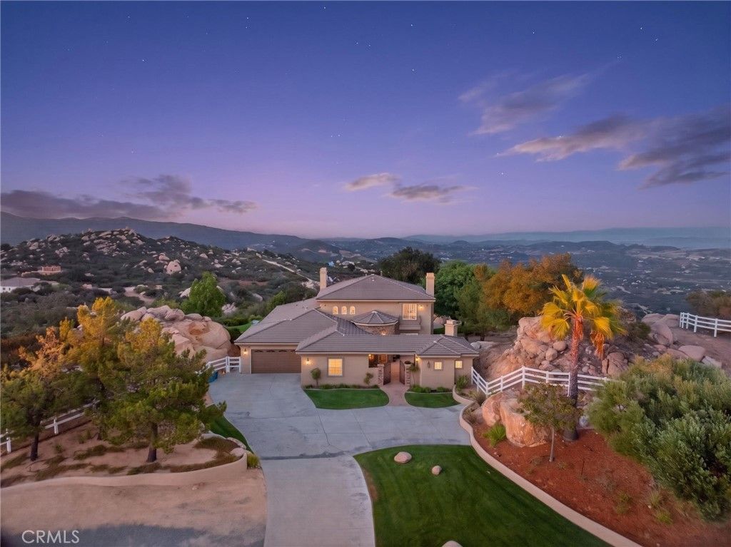 17650 Calle Pescar, Murrieta, CA 92562 — photo 2
