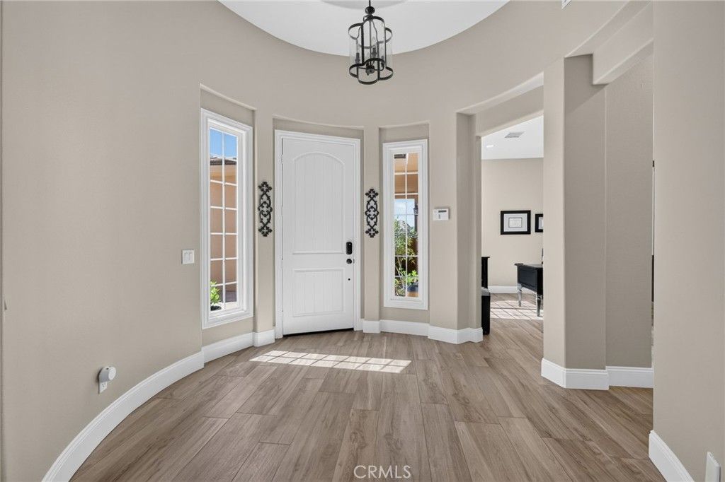 17650 Calle Pescar, Murrieta, CA 92562 — photo 5