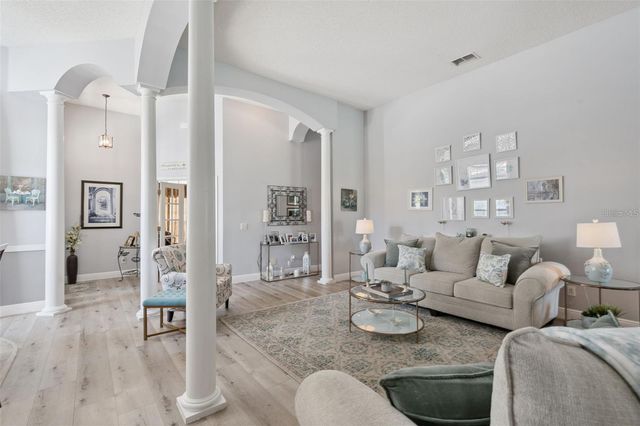 529 JOHNS LANDING WAY, Oakland, FL 34787