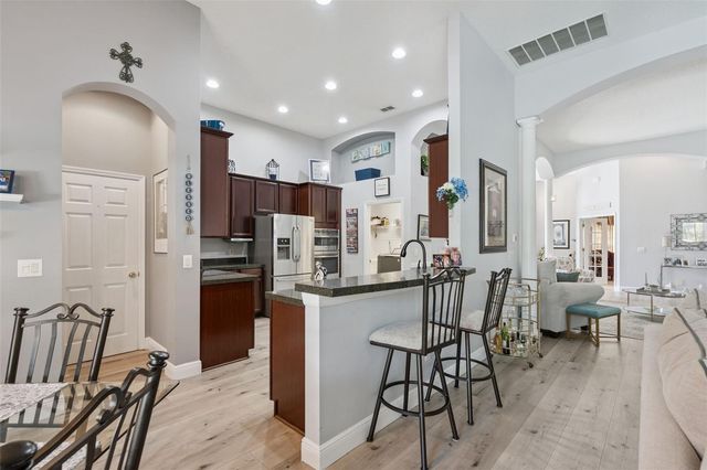 529 JOHNS LANDING WAY, Oakland, FL 34787