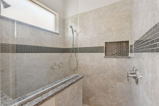 529 JOHNS LANDING WAY, Oakland, FL 34787
