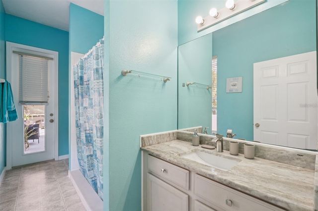 529 JOHNS LANDING WAY, Oakland, FL 34787