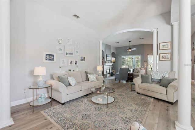 529 JOHNS LANDING WAY, Oakland, FL 34787