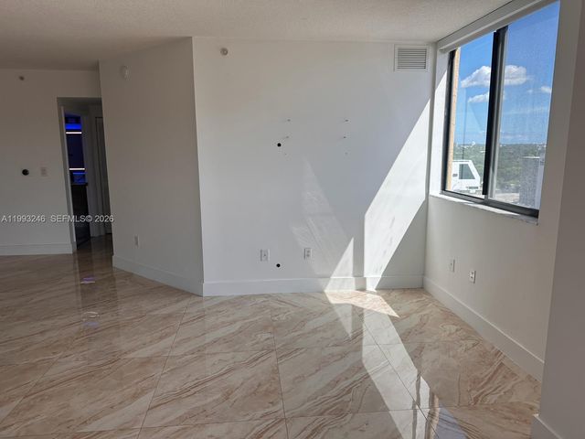4242 NW 2nd Street 1116, Miami, FL 33126