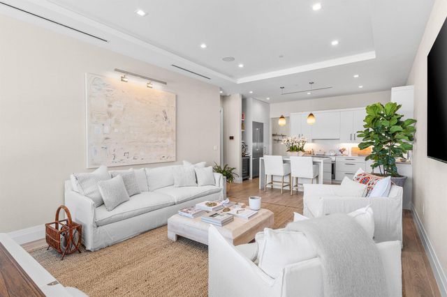 1177 George Bush Boulevard 303, Delray Beach, FL 33483