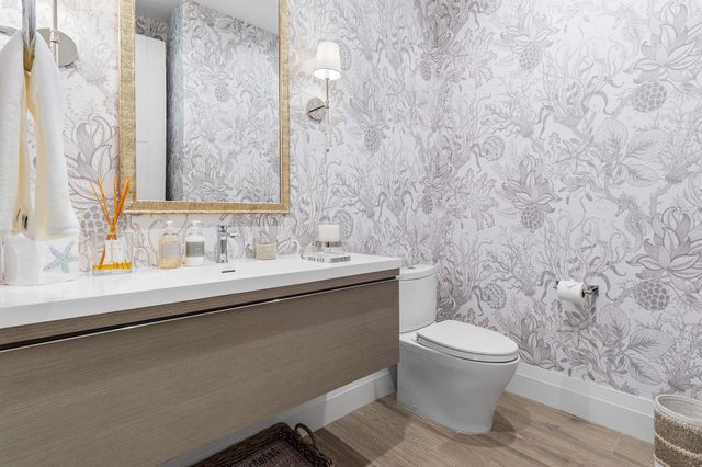 1177 George Bush Boulevard 303, Delray Beach, FL 33483