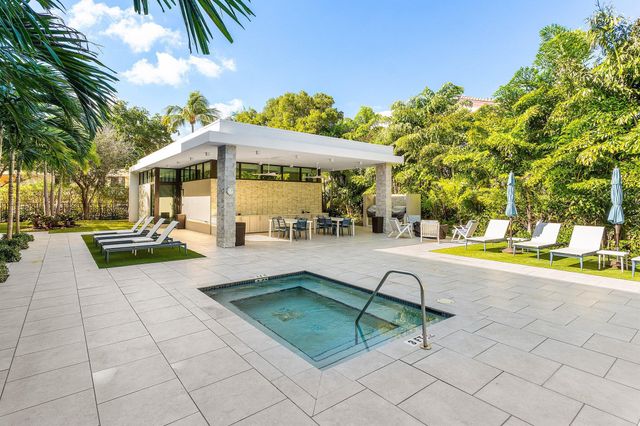 1177 George Bush Boulevard 303, Delray Beach, FL 33483