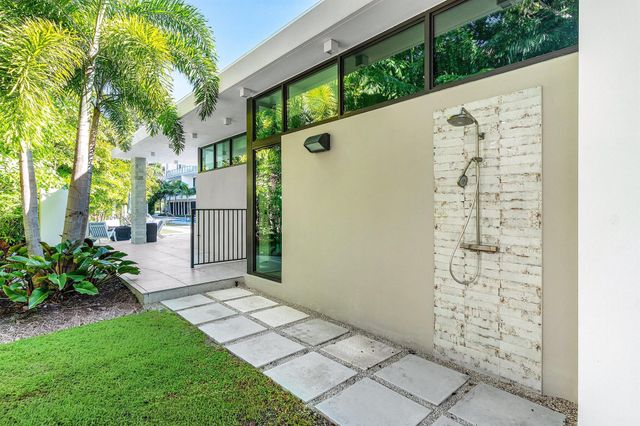 1177 George Bush Boulevard 303, Delray Beach, FL 33483