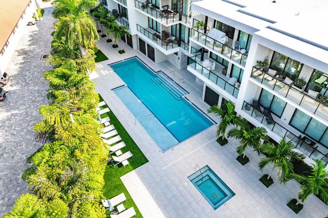 1177 George Bush Boulevard 303, Delray Beach, FL 33483