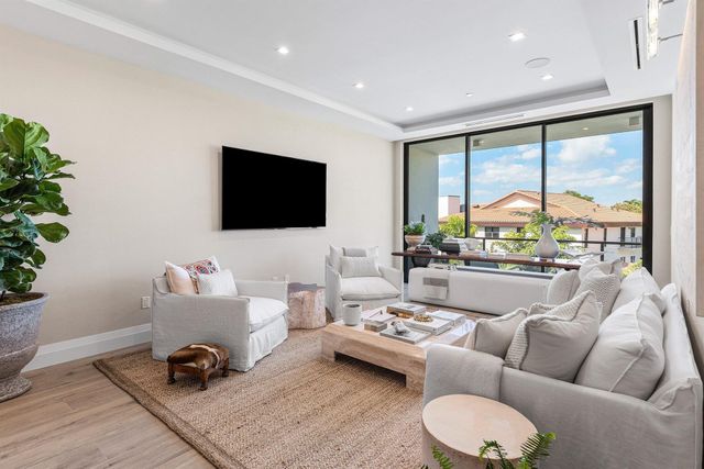 1177 George Bush Boulevard 303, Delray Beach, FL 33483