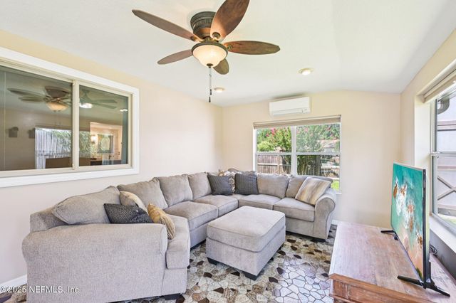 1754 PATRICIA Lane, Orange Park, FL 32073