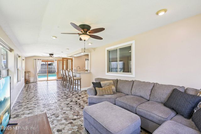 1754 PATRICIA Lane, Orange Park, FL 32073