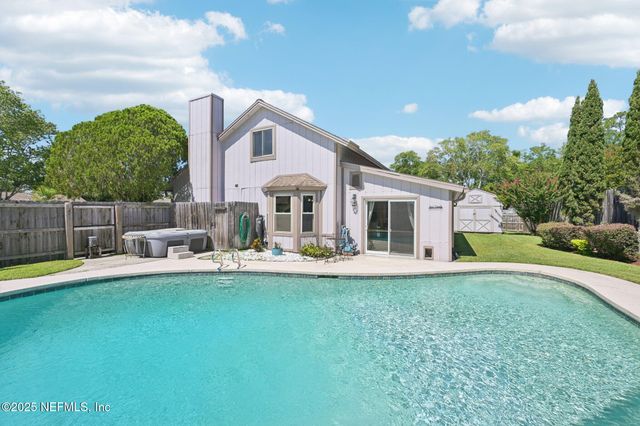 1754 PATRICIA Lane, Orange Park, FL 32073