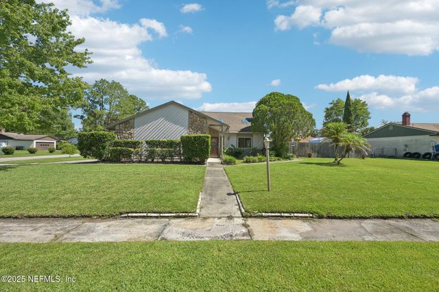 1754 PATRICIA Lane, Orange Park, FL 32073