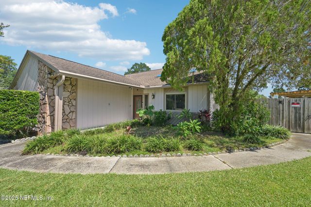 1754 PATRICIA Lane, Orange Park, FL 32073