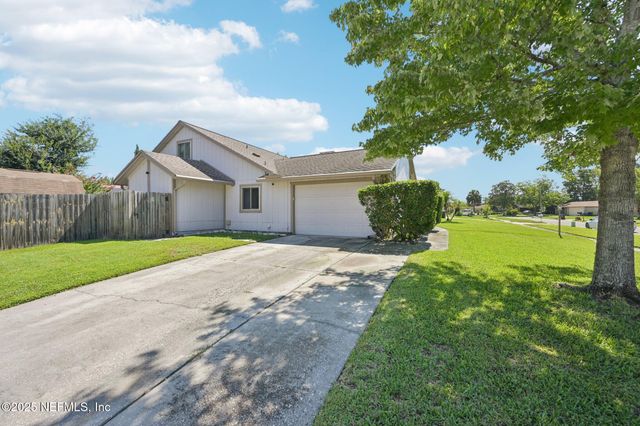 1754 PATRICIA Lane, Orange Park, FL 32073