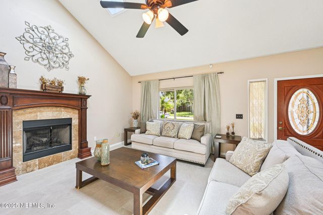 1754 PATRICIA Lane, Orange Park, FL 32073