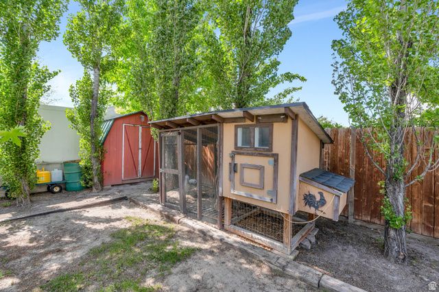 5776 W DISCOVERY DR, West Jordan, UT 84081