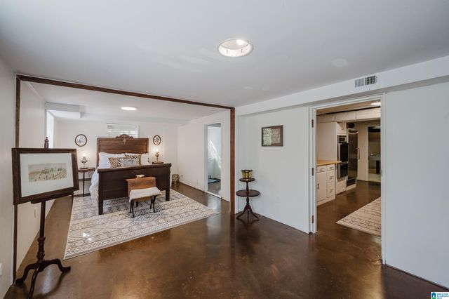 1921 21ST AVENUE S, Birmingham, AL 35209