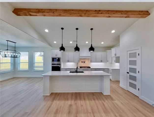 1904 Crump, Pea Ridge, AR 72751