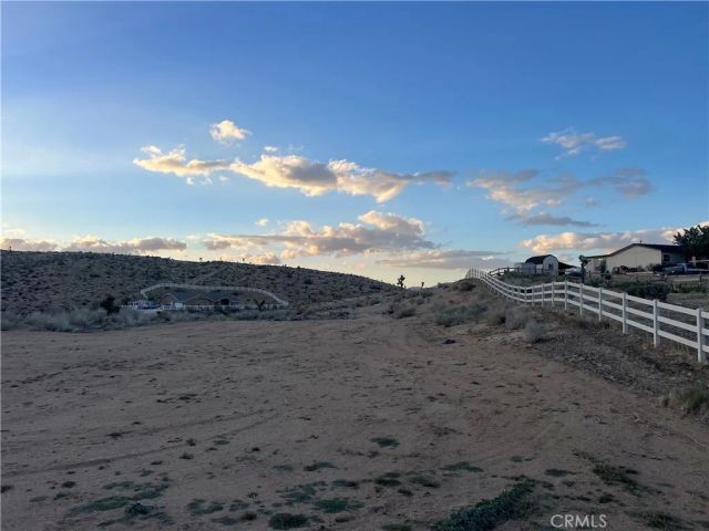 9683 Milpas, Apple Valley, CA 92308