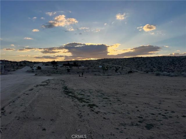 9683 Milpas, Apple Valley, CA 92308