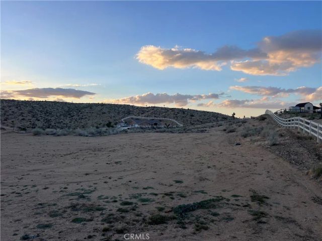 9683 Milpas, Apple Valley, CA 92308