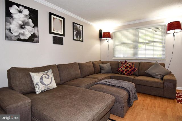 8470 MISTY BLUE CT, Springfield, VA 22153