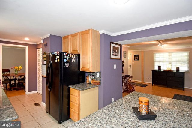 8470 MISTY BLUE CT, Springfield, VA 22153