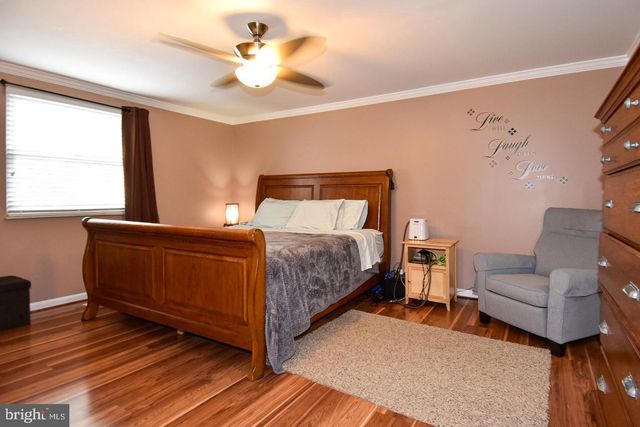 8470 MISTY BLUE CT, Springfield, VA 22153