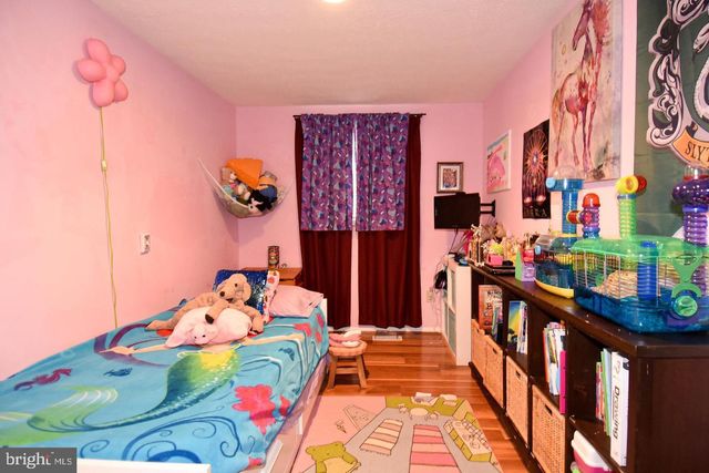 8470 MISTY BLUE CT, Springfield, VA 22153