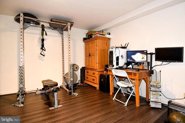 8470 MISTY BLUE CT, Springfield, VA 22153