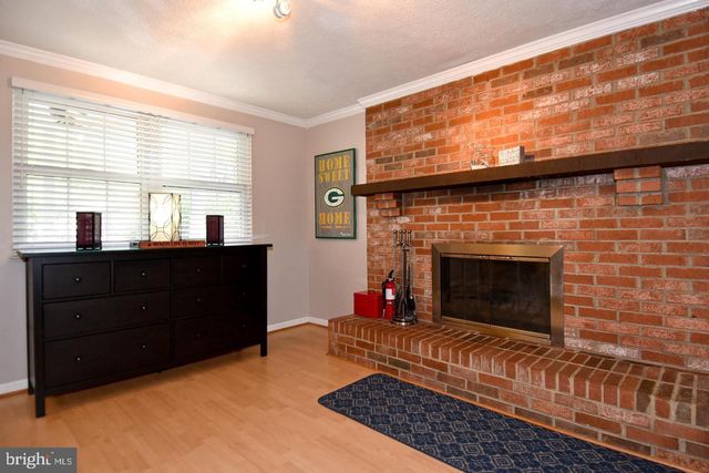 8470 MISTY BLUE CT, Springfield, VA 22153