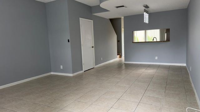 9905 NW 57th Manor 9905, Coral Springs, FL 33076