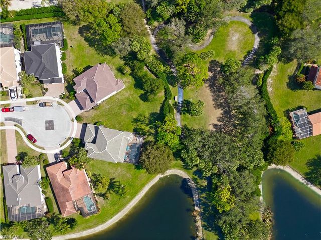 2213 Campestre TER, Naples, FL 34119