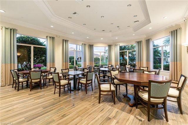 2213 Campestre TER, Naples, FL 34119