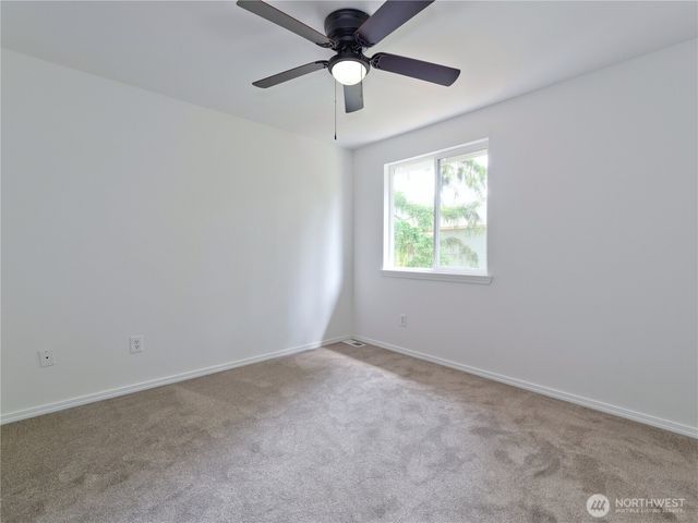 10105 6th Drive SE #B, Everett, WA 98208
