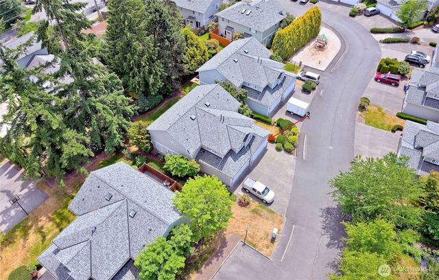 10105 6th Drive SE #B, Everett, WA 98208