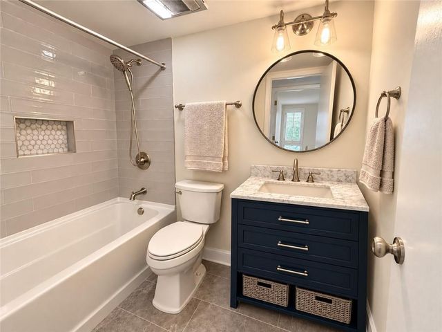 60 Ivy Parkway NE, Atlanta, GA 30342